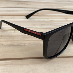 Tommy Hilfiger - comprar online