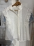 Blusa branca detalhes M