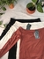 Blusa canelada ombro a ombro, com detalhes em ilhos - ONLY SHOW.