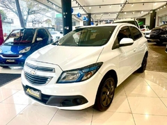 Chevrolet Onix HATCH LT 1.4 8V FlexPower 5p Mec. Branca 2015/2016