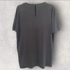 T-shirt Calvin Klein na tag - comprar online