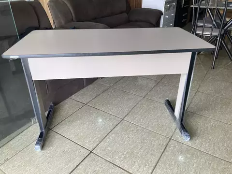 MESA ECONÔMICA 1,20M S/ GAVETAS CINNAMON/PRETO GIOBEL - comprar online