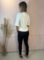 Blusa solta bordada flor na internet