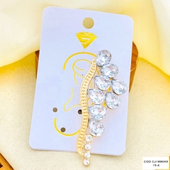Ear cuff