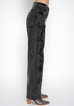 Pantalón ancho flores negras - Feito a Mão