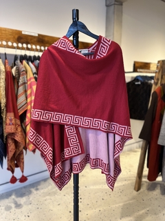 Ruana reversible rojo/rosa - comprar online