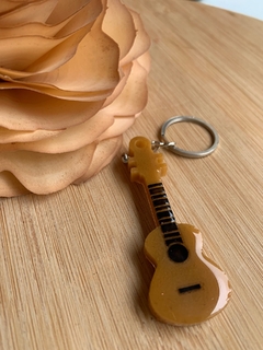 Chaveiro Violão ou Guitarra - comprar online