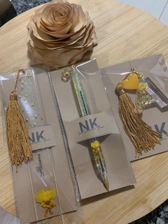 Kit Luxo Orquídea (Chaveiro, caneta e marcador G) - NK Resinas