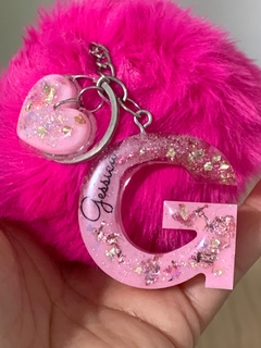 Chaveiro Personalizado com Pompom e Mini pingente - loja online