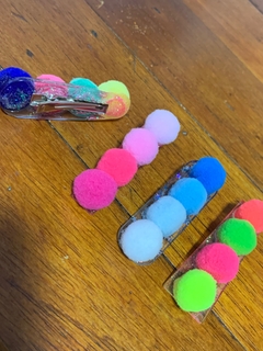 Kit Presilhas PomPom na internet