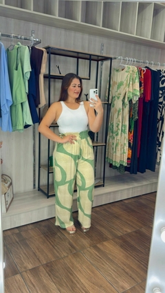 Calça Pantalona Luiza em Viscolinho - Verde - comprar online