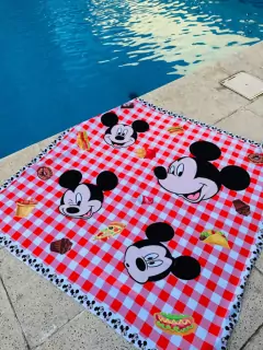 Lona Mickey