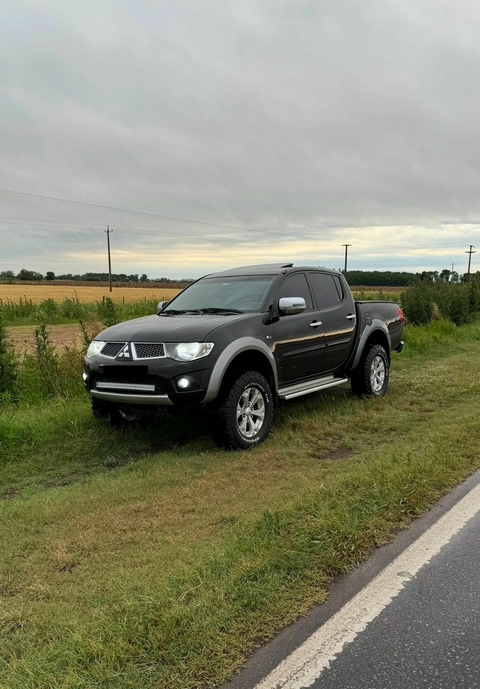 Mitsubishi L200 2.5 2015 - 139.000KM -