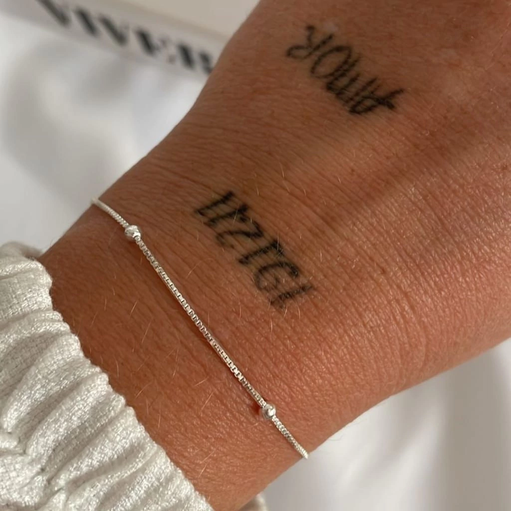 Pulseira veneziana com bolinhas