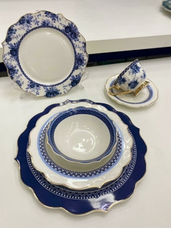 Aparelho de jantar clássico