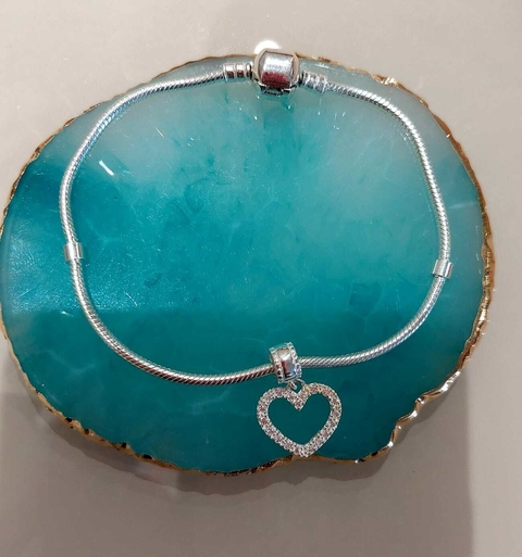 Pulseira inspiração pandora com berloque coração cravejado