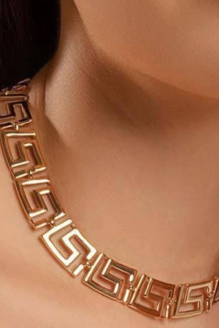 Colar Choker Desenho Vazado