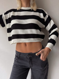 Sweter crop rayado en internet