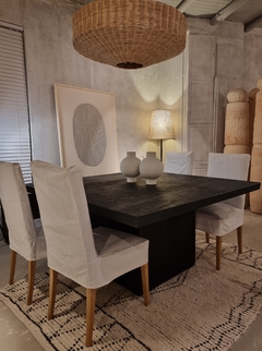 Imagen de MESA DE COMEDOR CITY NEGRA