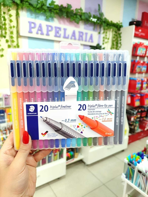 KIT CANETAS STAEDTLER TRIPLUS FINELINER + COLOR COM 40 PEÇAS