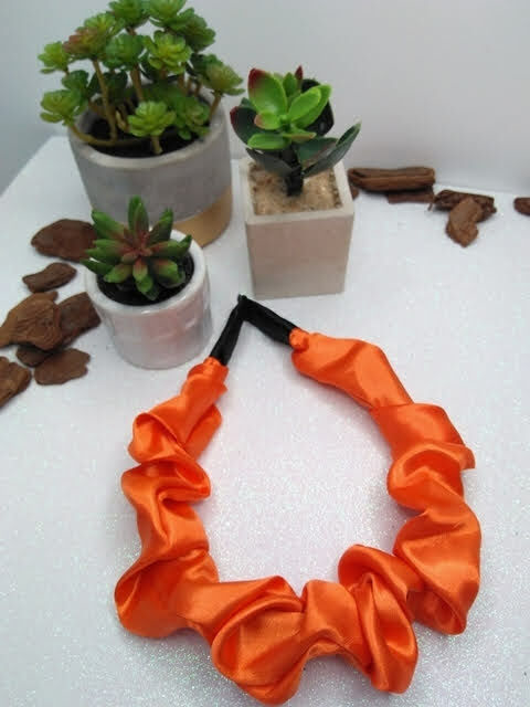 COD 0440 - TIARA DE CETIM