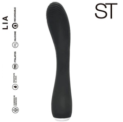 Lia (black)