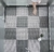 Tapete Box Banheiro Vestiário Sauna Canil Chuveiro 30x30cm cor Branco - WNUMODULAR