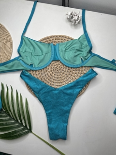 Biquíni Meia Taça Azul Piscina Canelado en internet