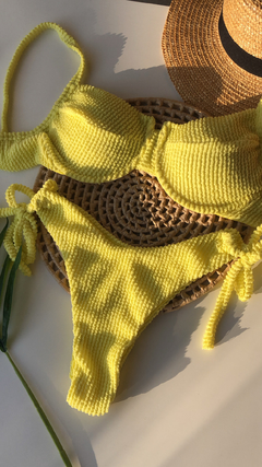 Biquíni Meia Taça Amarelo com Calcinha Ajustável