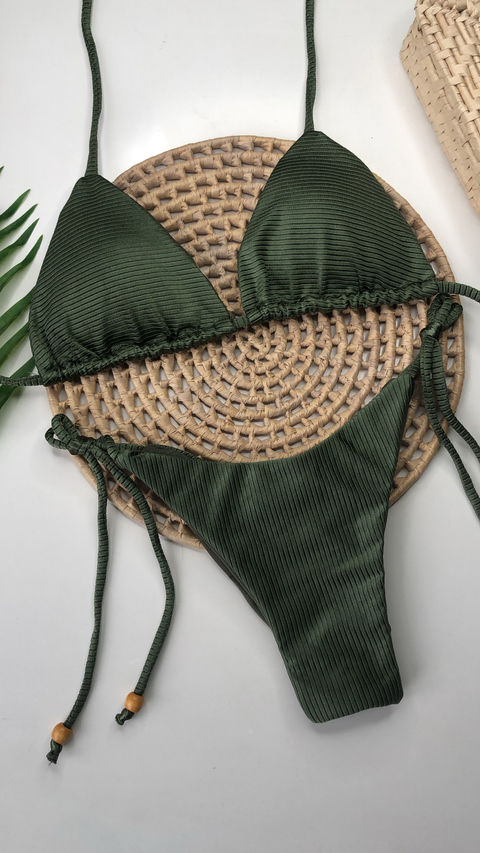 Conjunto Lacinho Empina Bumbum Verde Militar Canelado