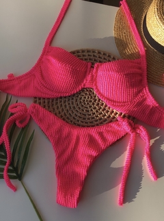 Biquíni Meia Taça Rosa Neon com Calcinha Ajustável - comprar online