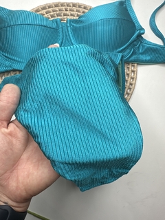 Biquíni Meia Taça Azul Piscina Canelado - Manaui Beachwear