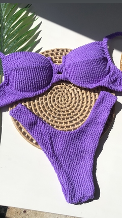 Biquíni Meia Taça Lavanda Decote X Texturizado - comprar online