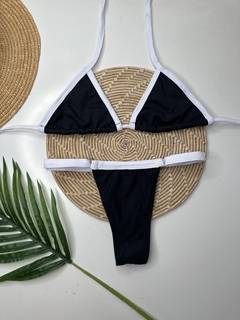 Biquíni Fita Fio Preto com Branco Liso - comprar online