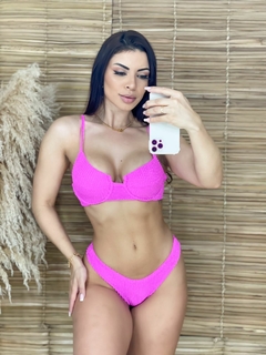Biquíni Meia Taça Rosa Pink Texturizado - comprar online