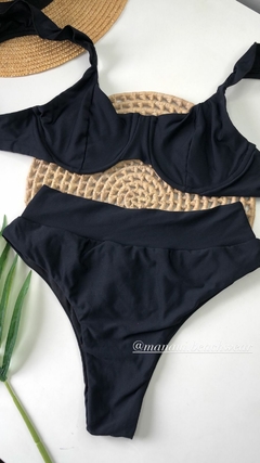 Conjunto Meia Taça Hot Pant Babado Preto Liso