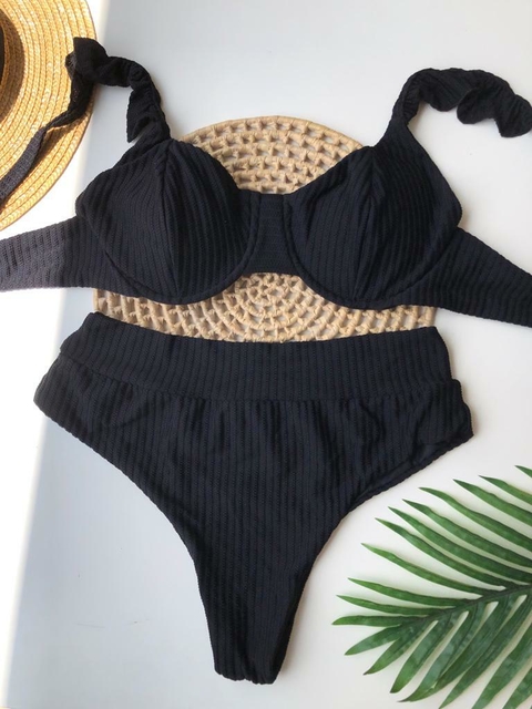 Conjunto Meia Taça Hot Pant Babado Preto Santerini