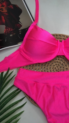 Imagem do Conjunto Meia Taça Hot Pant Rosa Neon Canelado