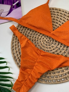 Biquíni Tanga Empina Bumbum Laranja Tangerina Lurex - comprar online