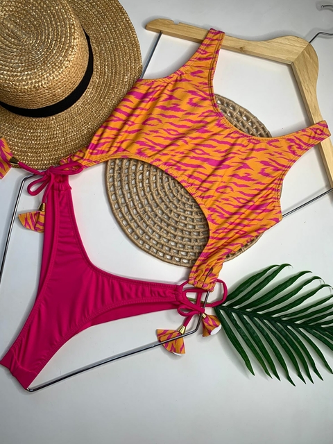 Maiô Monokini Calcinha Ajustável Zebra Laranja Rosa Liso