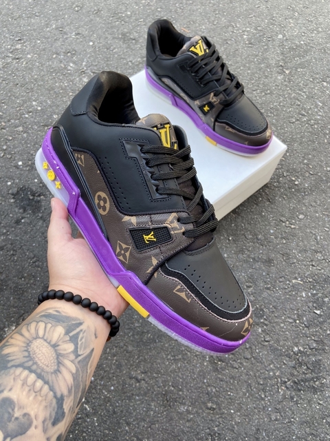 Louis Vuitton Trainer Premium - Preto e Roxo