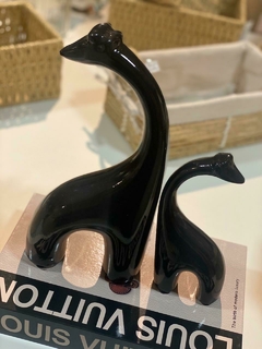 DUPLA DE GIRAFAS PRETO BRILHO - Artes de Minas