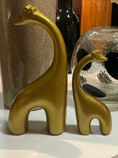 DUPLA DE GIRAFAS DOURADO NEUTROL - - Artes de Minas