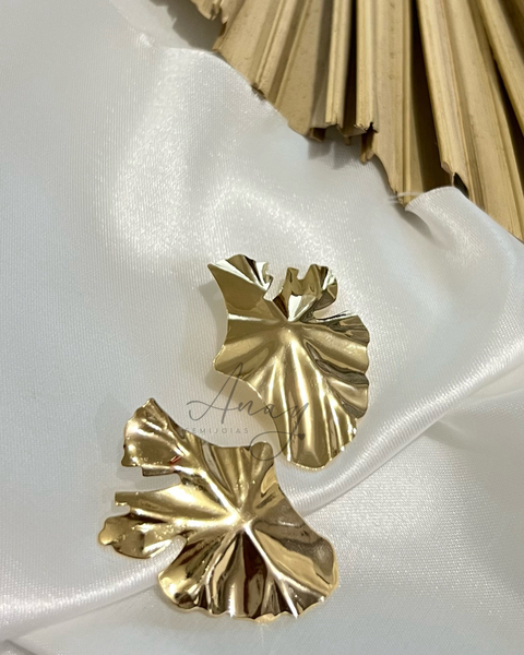Brinco Authentic Folha Organic G, Banho a Ouro 18k
