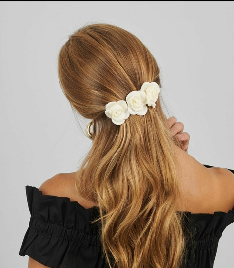 Presilha Três Flores tecidos, Tons de Festa