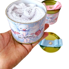 LEMBRANCINHA BATISMO - LATINHA COM TOALHINHA