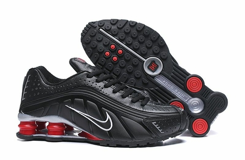 NIKE SHOX R4
