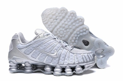 NIKE SHOX TL