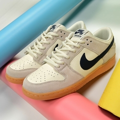 NIKE DUNK SB