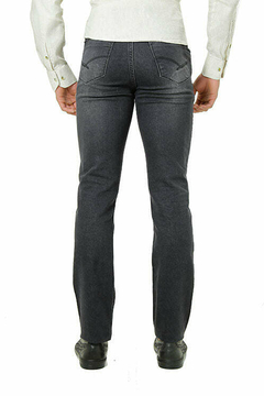Calça Jeans Slim Megaflex Estonado Preto na internet